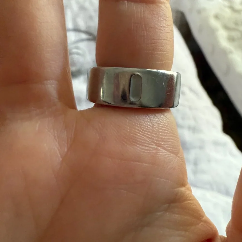 oura ring 4 - silver / size 6